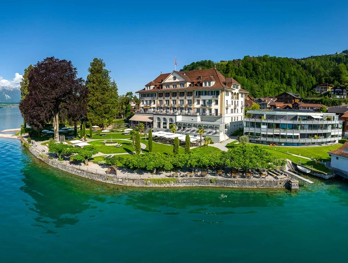 parkhotel-gunten-thunersee-luftbild.jpg