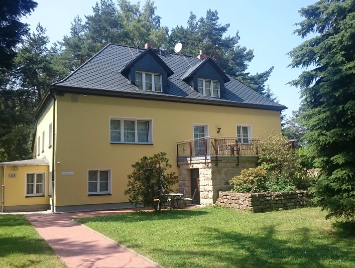 Herzlich willkommen im Haus Schrammsteinblick