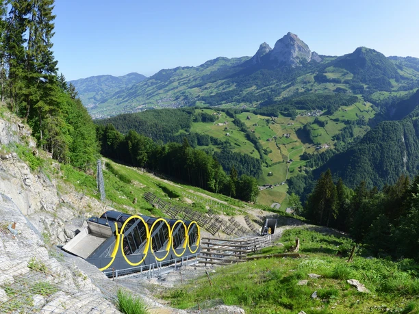 Standseilbahn Schwyz Stoos_ivan steiner (2)_ergebnis.jpg