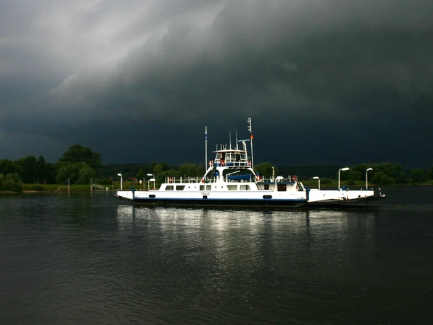 Elbfähre Tanja Elbe ferry Tanja