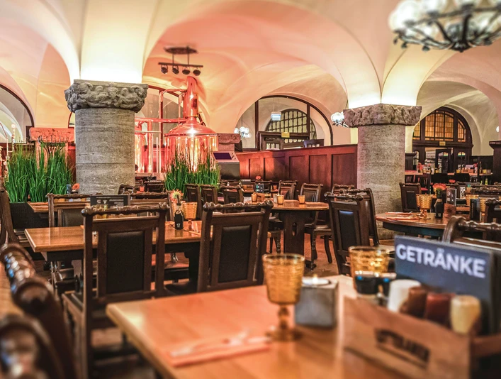 Großer Keller des Restaurant und der Eventlocation Ratskeller Leipzig | Leipzig Convention Bureau Blick in den Großen Keller des Restaurant und der Eventlocation Ratskeller Leipzig – präsentiert vom Leipzig Convention BureauView of the Großer Keller of the restaurant and event venue Ratskeller Leipzig – presented by Leipzig Convention Bureau