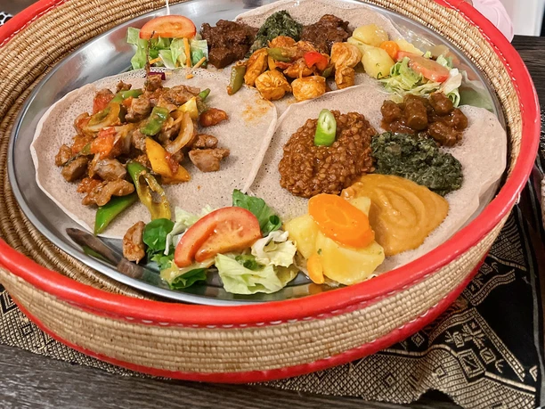 Maadi - Gemischte Spezialitäten Maadi - Gemischte Spezialitäten