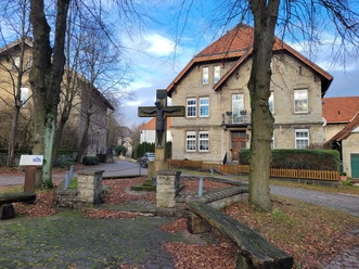 Bad Driburg Reelsen Heimkehrerkreuz Heimkehrerkreuz in Reelsen.