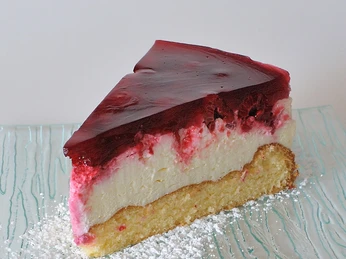 Himbeertraum-Torte_von Herzen©Café von Herzen.jpg