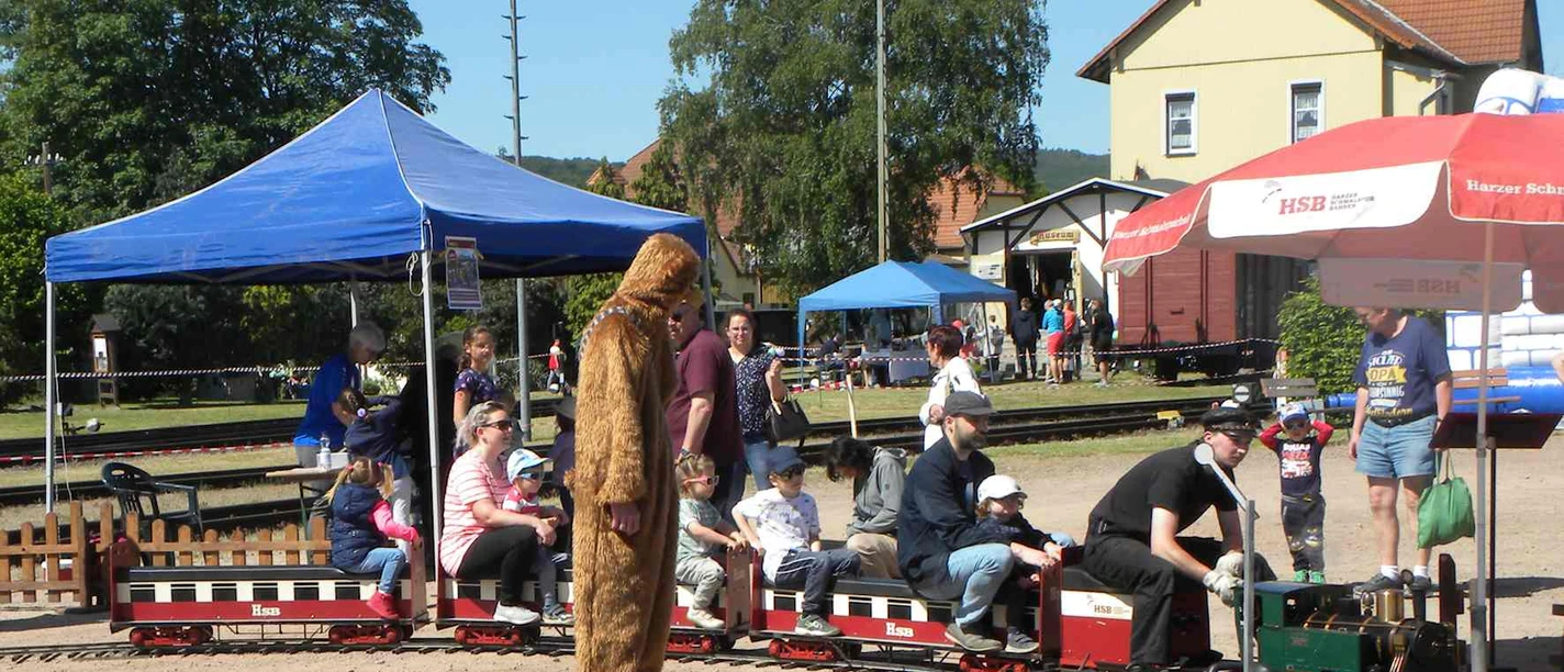Kindertag beim Museum Anhaltinische Harzbahn in Gernrode Kindertag beim Museum Anhaltinische Harzbahn in Gernrode