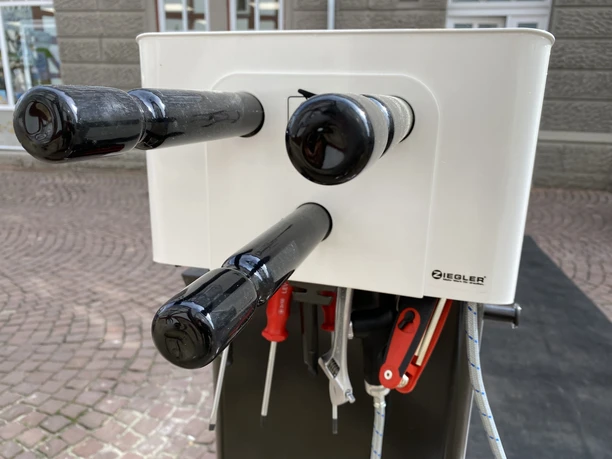 Fahrrad-Reparatur-Station