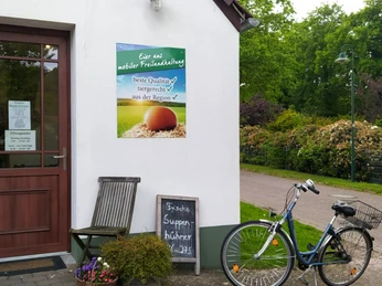 Der Eingang zum Hofladen Rosenbrock in Tarmstedt Der Eingang zum Hofladen Rosenbrock in Tarmstedt