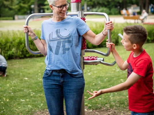 mehrgenerationen-spielplatz-bad-harzburg