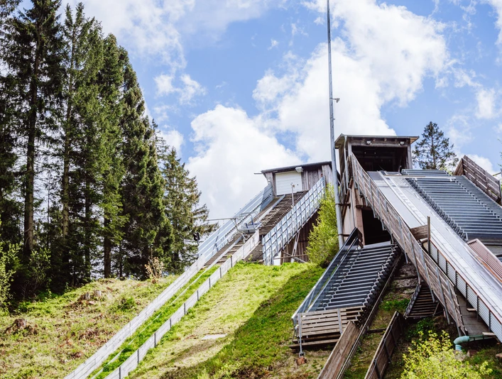 Exklusive Entdeckungstour Grosse Ruhesteinschanze Starthaus Exklusive Entdeckungstour Grosse Ruhesteinschanze Starthaus