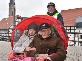 Rikscha auf dem Rathausplatz