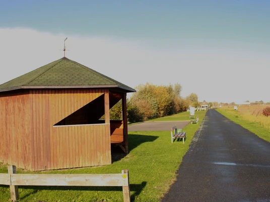 Schutzhütte - Am Yachthafen in Neuhaus/Oste