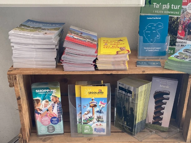 Gram Slot Info Point 02