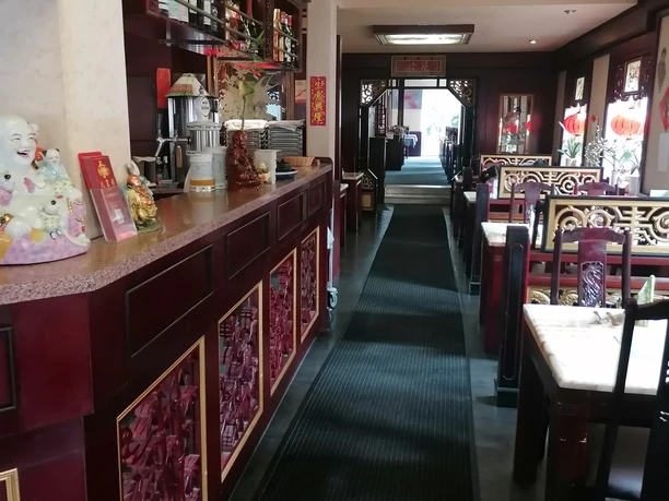 Peking-Haus Innenansicht .jpg