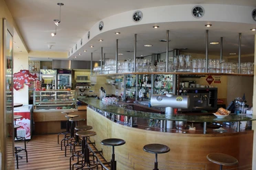 Café-Bar Schwanen_Eating and drinking_Nidwalden (2).jpg