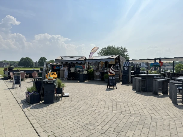 Aussenansicht Strandkorb Böltes.JPG