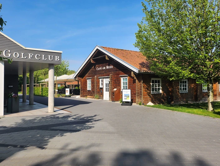 Café-am-Meer_Aussenansicht-Golfclub.jpg