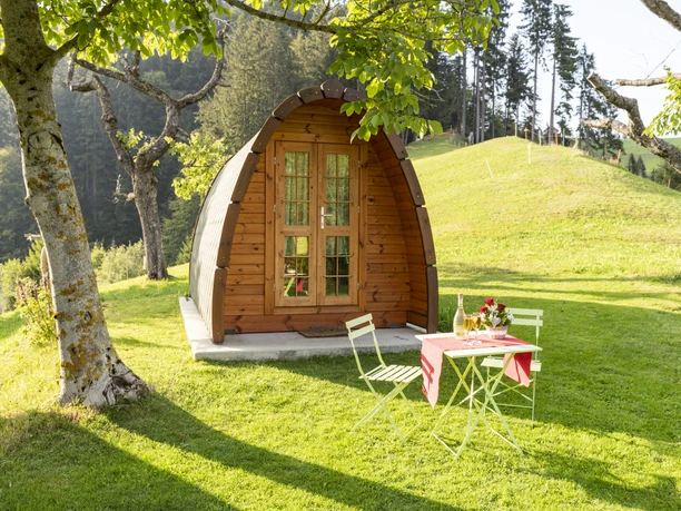 Übernachten im Holz-Iglu, auch das geht auf der Schwesteregg