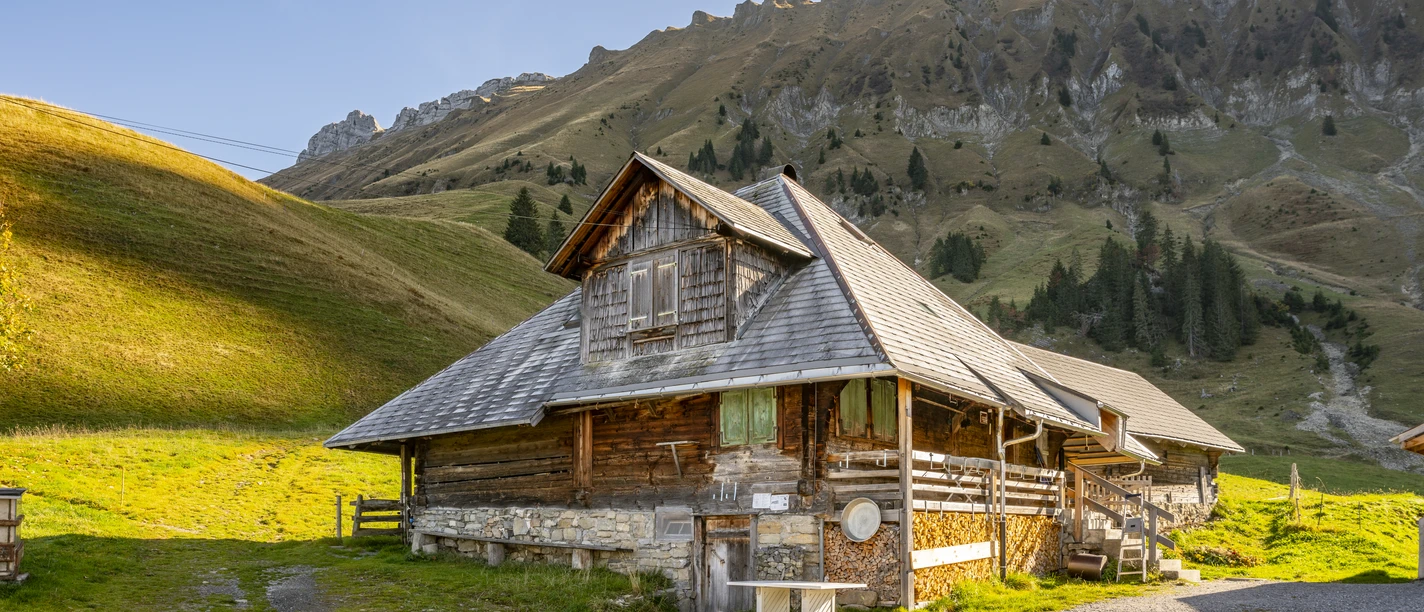 L'alpage d'Imbrig avec son bistrot d'alpage juste en dessous de la Schrattenflue