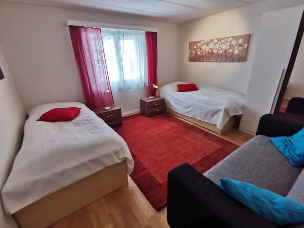 Schlafzimmer zwei Einzelbetten