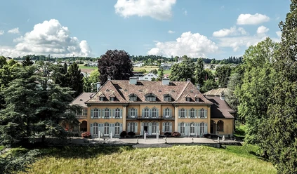 St. Charles Hall_Sommer