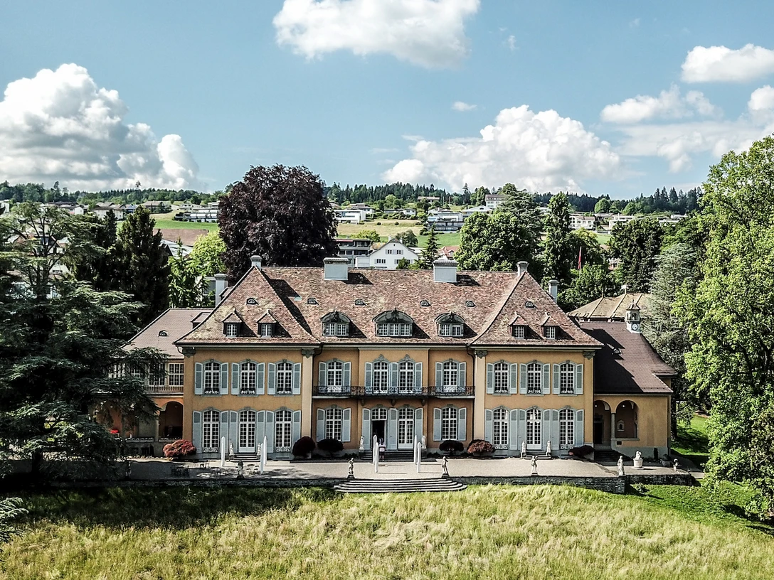 St. Charles Hall_Sommer