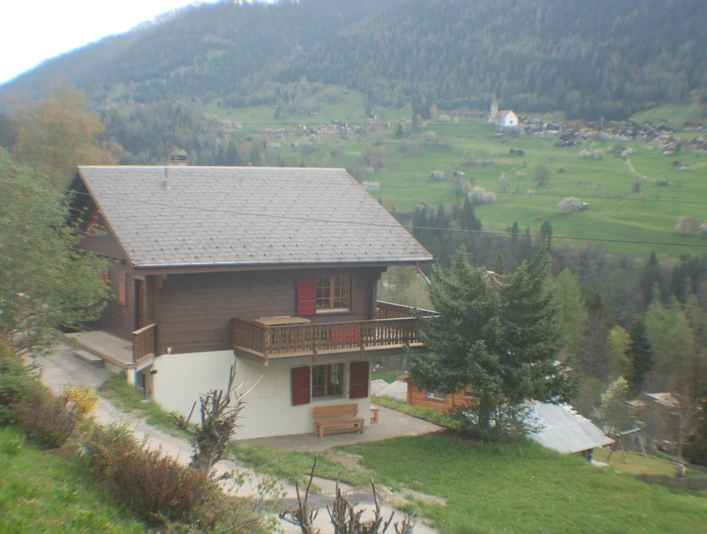 Chalet von der Seite