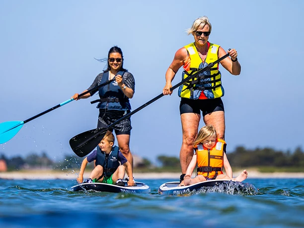 På SUP board ved Gammelbro Camping i Haderslev