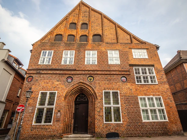 Das Brömse Haus von vorne In der Altstadt in Lüneburg steht das Brömse Haus