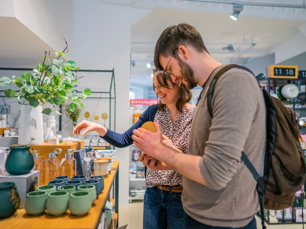 Shopping on Nikolaistraße | Leipzig Convention Bureau Shopping on Nikolaistraße - presented by Leipzig Convention Bureau