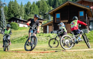 Bellwald-Bikeschule-BikePark (21).JPG