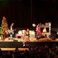 Kinderkonzert weihnachtliche Bühne