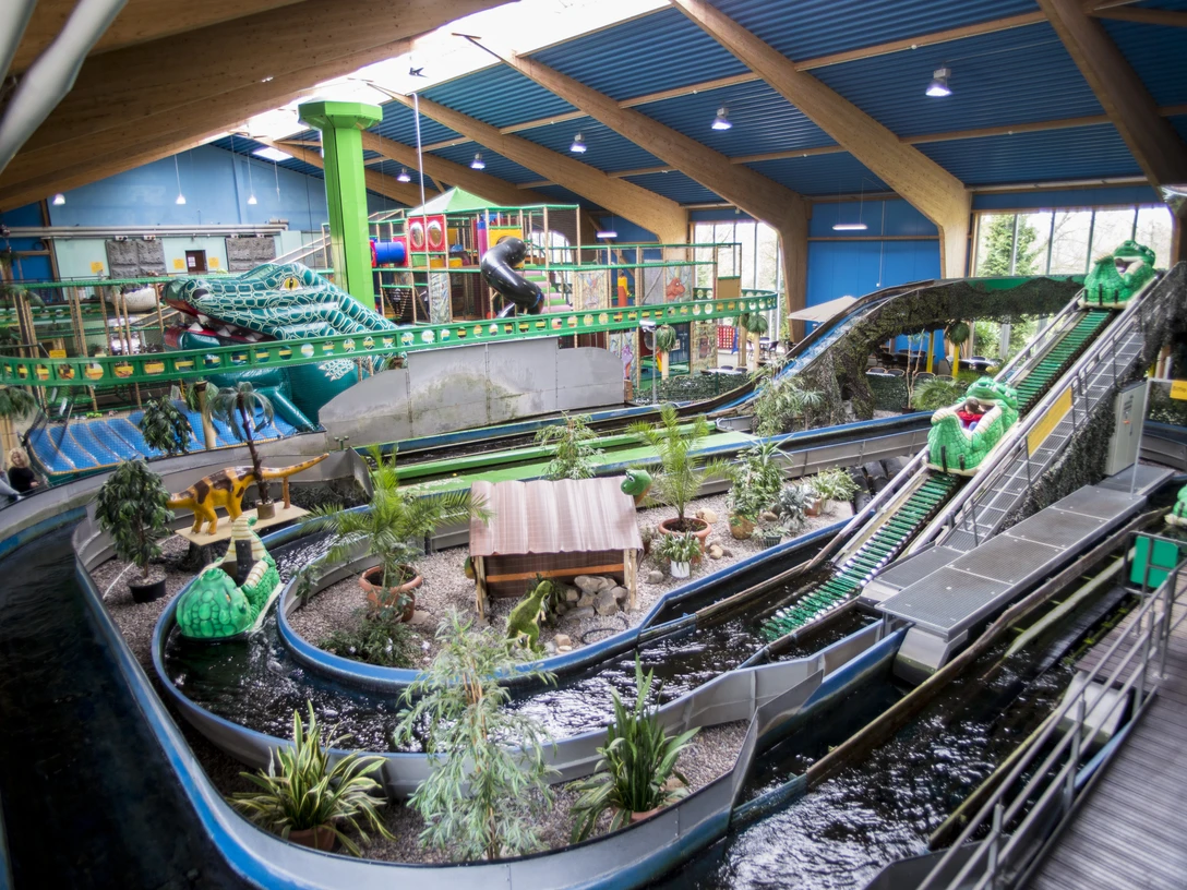 Kids-Dinoworld (1).JPG