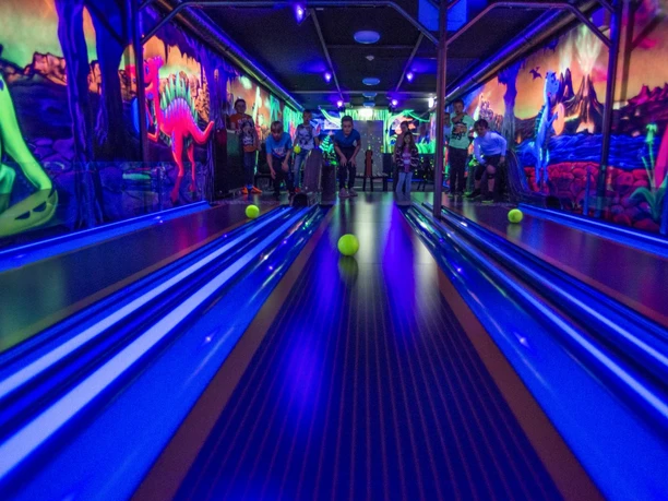 Kids-Dinoworld (2).JPG