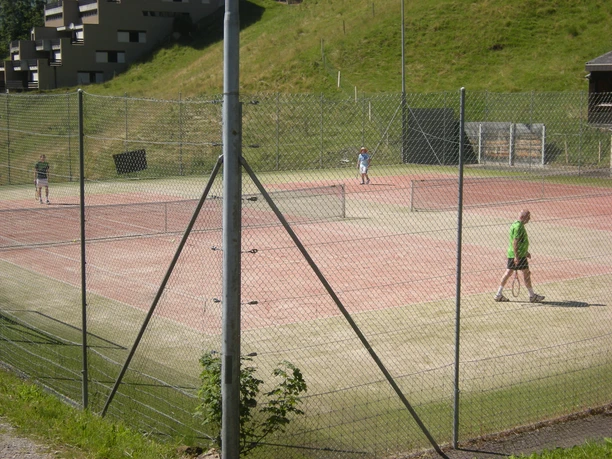 Tennis court .jpg Tennis court in Sörenberg