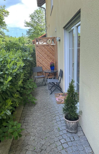 Bild1_Terrasse