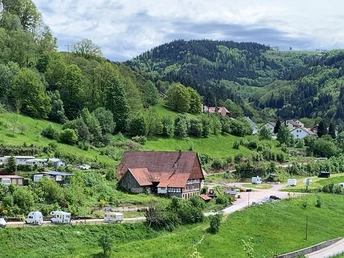 Campingplatz Murhof im Sommer