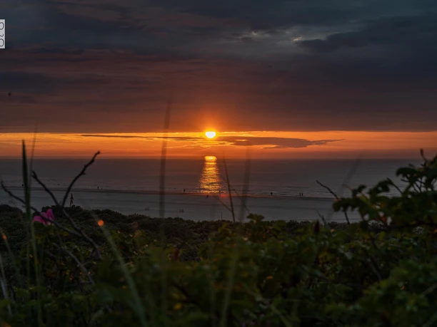 Strand Juist Sonnenuntergang.jpg Strand Juist Sonnenuntergang