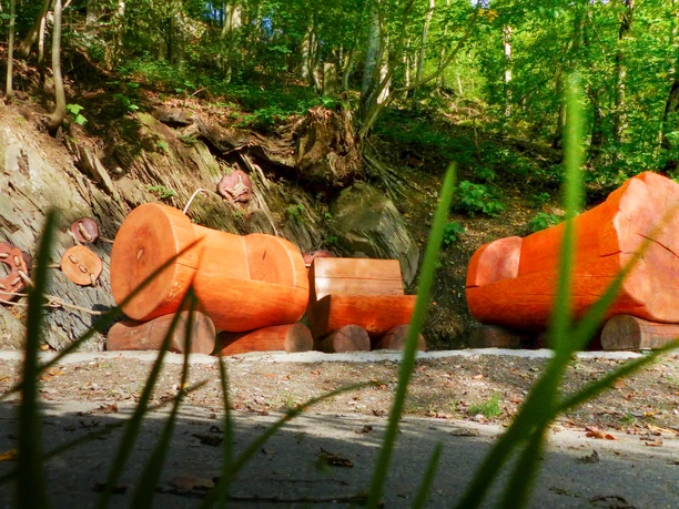 Skulptur: Erinnerung am Kleffweg Albaum