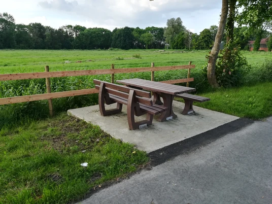 Rastplatz Bahnhofstraße Wingst