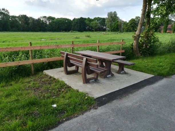 Rastplatz Bahnhofstraße Wingst