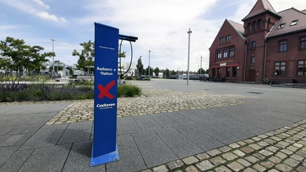 Radservice-Bahnhof-bearbeitet-1.jpg