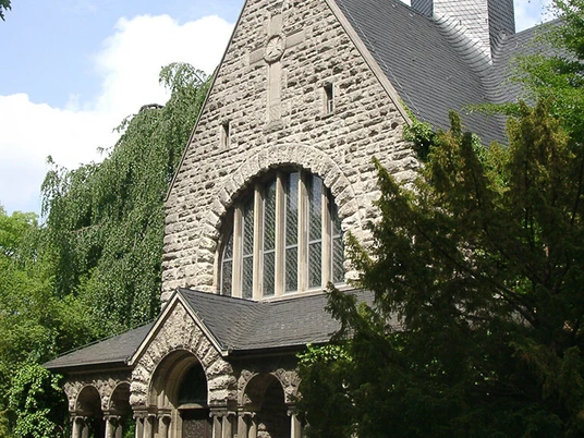 Bild: »Zur letzten Ruhe gebettet - prominente Begräbnisstätten auf dem Wolfenbütteler Hauptfriedhof«