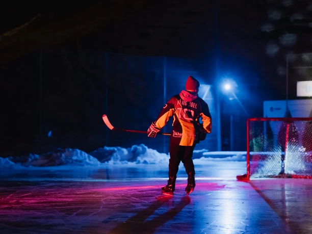 Eishockeyspieler Eisfeld Sörenberg