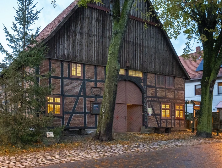 Friedrich Wilhelm Weber Museum Alhausen von außen.