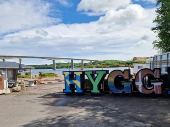 Sønderborg-Autocamper-Park-indkørsel-Hygge