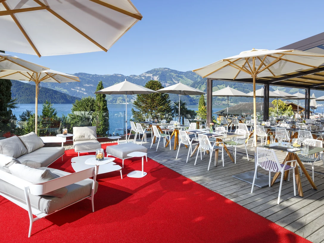 Seerausch_Beckenried_Terrasse_HotelFotograf.ch_Jeronimo_Vilaplana_02_Nidwalden