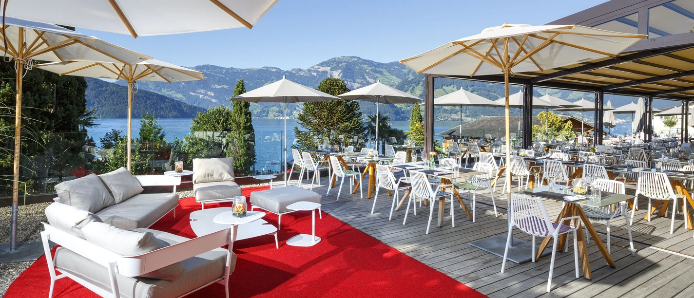 Seerausch_Beckenried_Terrasse_HotelFotograf.ch_Jeronimo_Vilaplana_02_Nidwalden