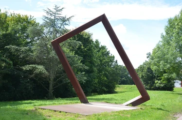 Skulptur Shadow Dimension von Hiromi Akiyama in Salzgitter-Bad