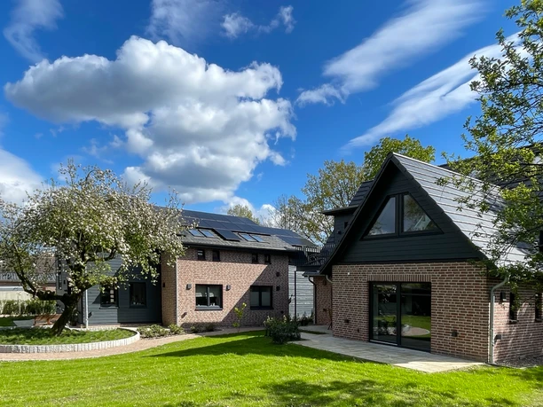 Idyllisches Grundstück des Eichenallee Apartments Idyllisches Grundstück des Eichenallee Apartments