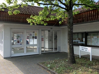 Martin-Schmidt-Konzertsaal außen Ansicht.JPG